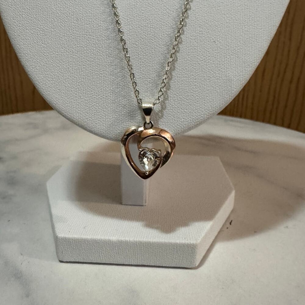 Kohl’s Necklace Heart pendant